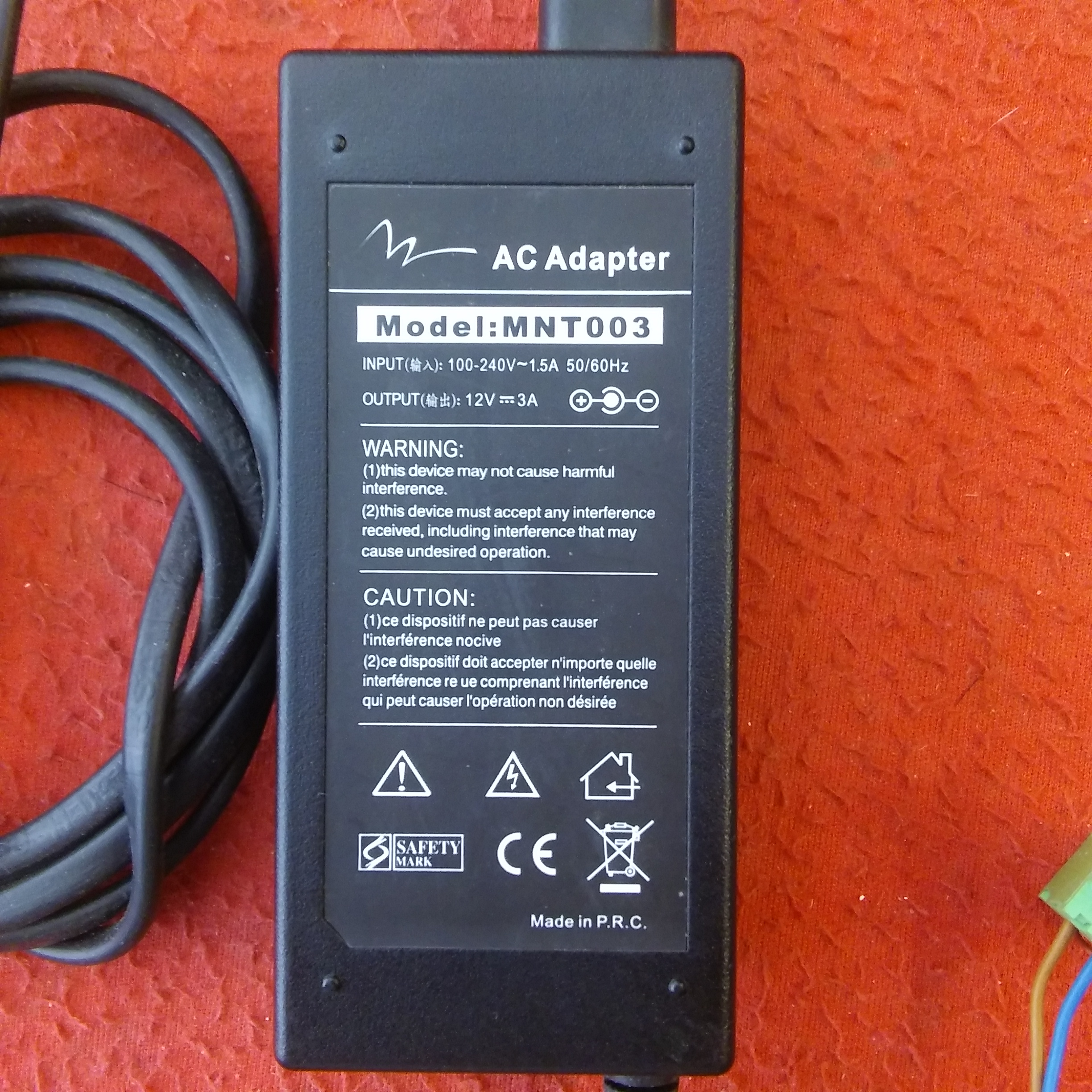 MNT003 INPUT 100/240V 12VDC 3A GÜÇ KAYNAGI ADAPTÖR