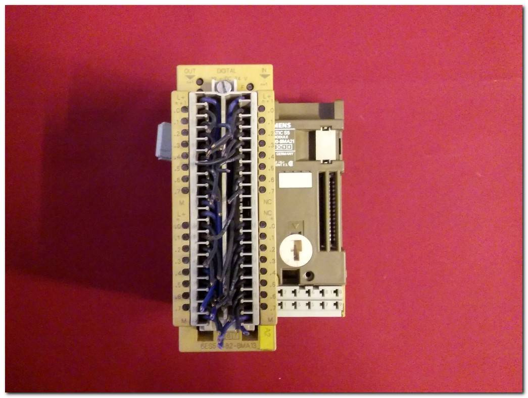 SIEMENS 6ES5 482-8MA13 DIGITAL 32 X DC 24 V EK MODÜL