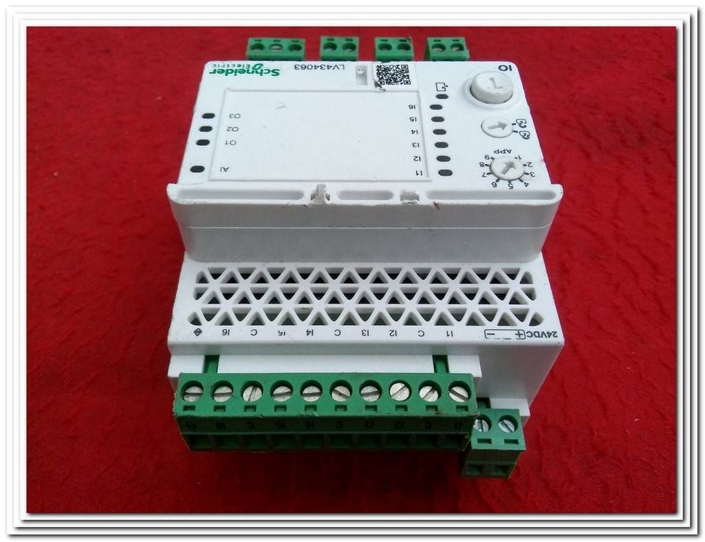 SCHNEİDER LV434063 INPUT OUTPUT MODULE GİRİŞ ÇIKIŞ MODÜLÜ