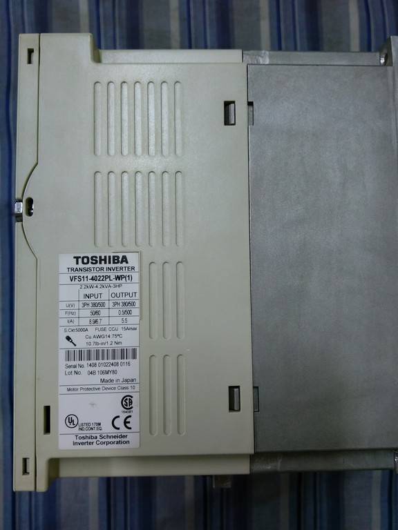 TOSHIBA VFS11-4022PL-WP(1) 2,2KW (380V) SÜRÜCÜ VFS11-4022PL-WP(3A) 380V 