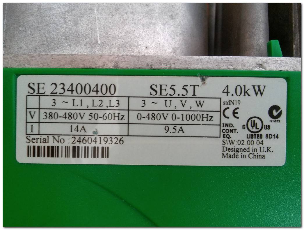 CONTROL TECHNIQUE SE 23400400 SE5.5T 4KW COMMERDER SE SÜRÜCÜ 4 KW INVERTER