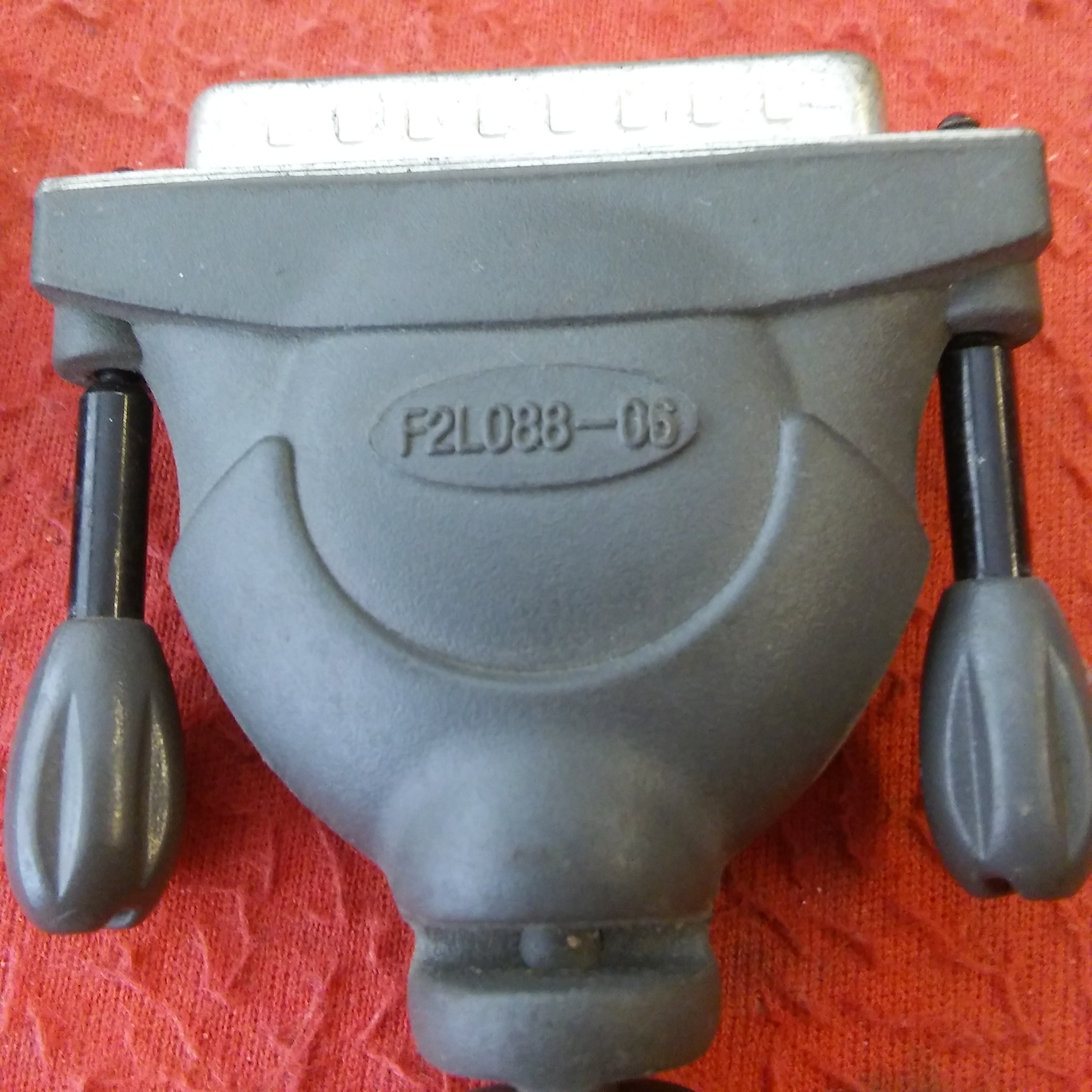 BELKIN BELKİN F2L088-06 PRO SERİSİ MODEM SERİ KABLO 25 PİMLİ - DB-25 ERKEK MODEM  9 PİMLİ  DB-9 DİŞİ - 25FT RS232 DİŞİ  PRO-FACE S10 25 PİMLİ ERKEK VE DİŞİ KONNEKTÖR