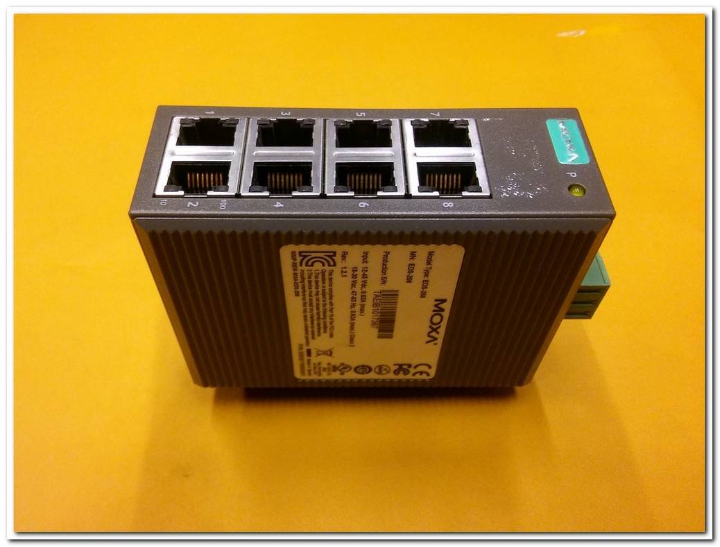 MOXA EDS-208 8 PORTLU ETHERNET ANAHTARI 