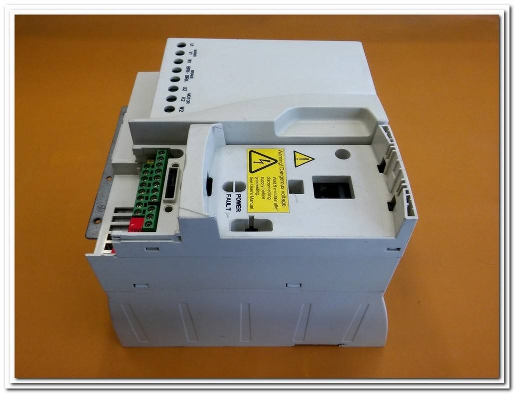 ABB ACS350-03E-12A5-4 5,5KW SÜRÜCÜ 5,5 KW INVERTER