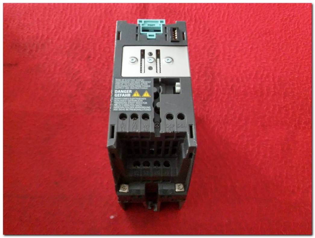 SIEMENS 6SL3224-0BE21-1UA0 SINAMICS POWER  MODULE 240 1,1KW PM240 