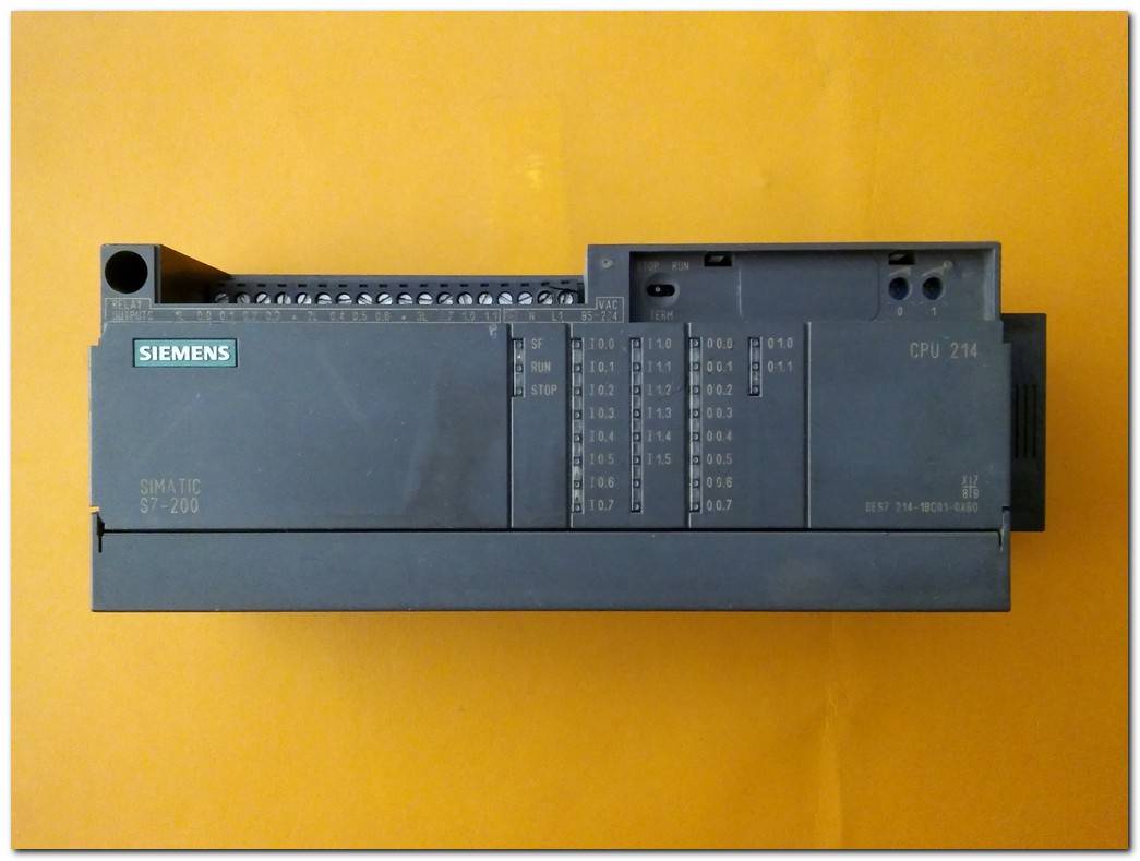 SIEMENS 6ES7 214-1BC01-0XB0 SIMATIC S7-200 PLC CPU MODULE