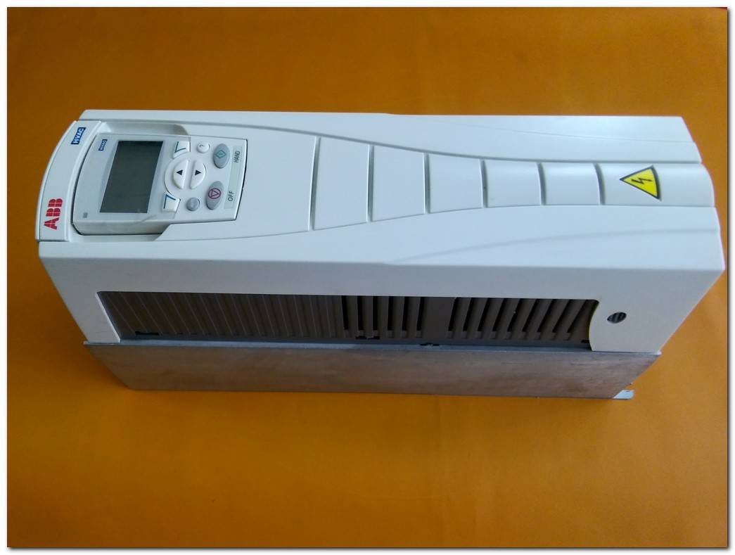 ABB ACH550-01-023A-4 11KW HVAC SÜRÜCÜ 