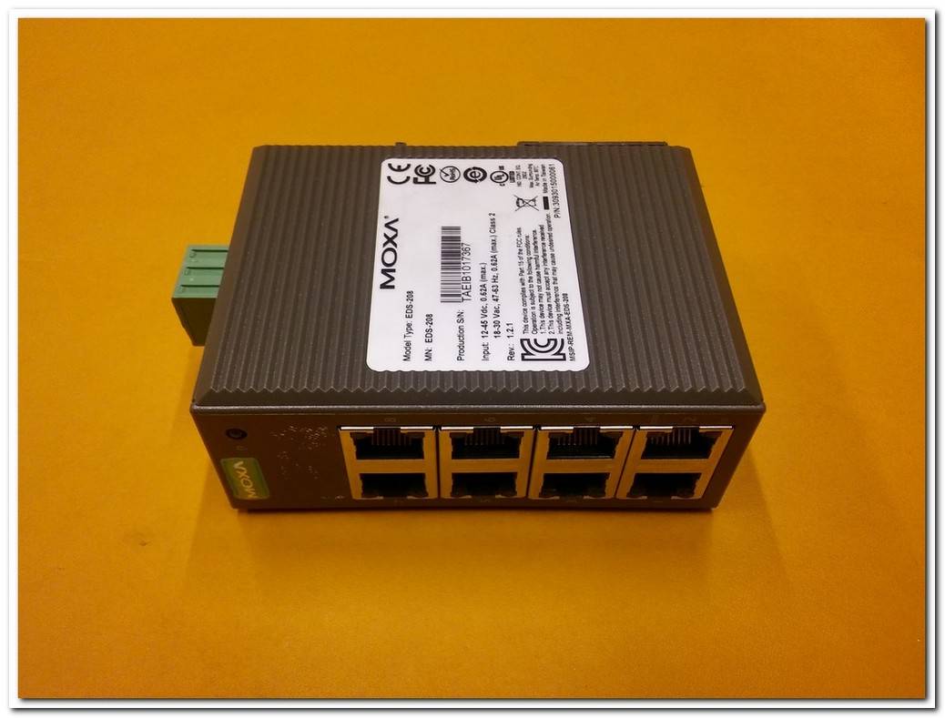 MOXA EDS-208 8 PORTLU ETHERNET ANAHTARI 