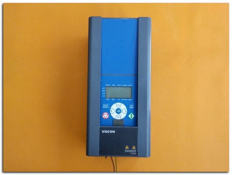 VACON VACON0010-3L-0008-4 3KW INPUT 380V SÜRÜCÜ 3 KW INVERTER