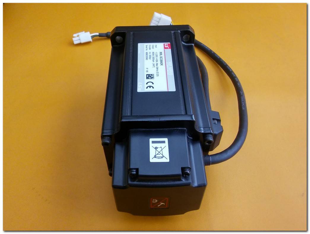 LS XGT SERVO XML-SC08AEK 800W SIFIR AC SERVO MOTOR