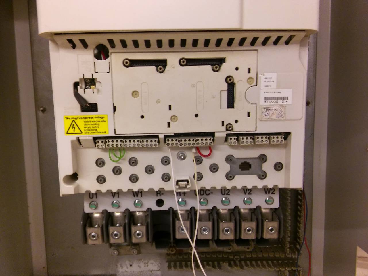 ABB ACS800-04-0135-3 J400 ACS 0135-3 SW ASXR7360 110 KW 225A AĞIR ŞART 8040135300060000