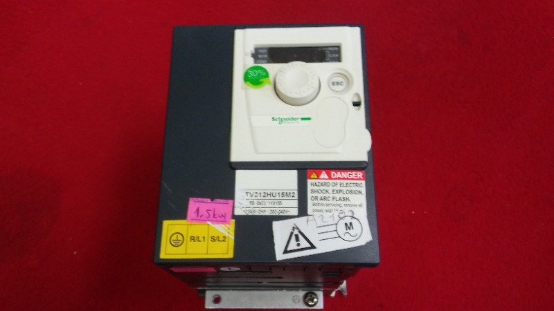 SCHNEİDER ATV312HU15M2 ATV312HU11M2 ALTİVAR 312 ATV312 1,5KW 220 SÜRÜCÜ INVERTER DRIVER
