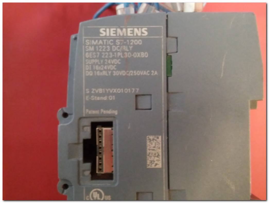 SIEMENS 6ES7 223-1PL30-0XB0 SM 1223 DCRLY RELAY AUTPUTS EK MODÜL