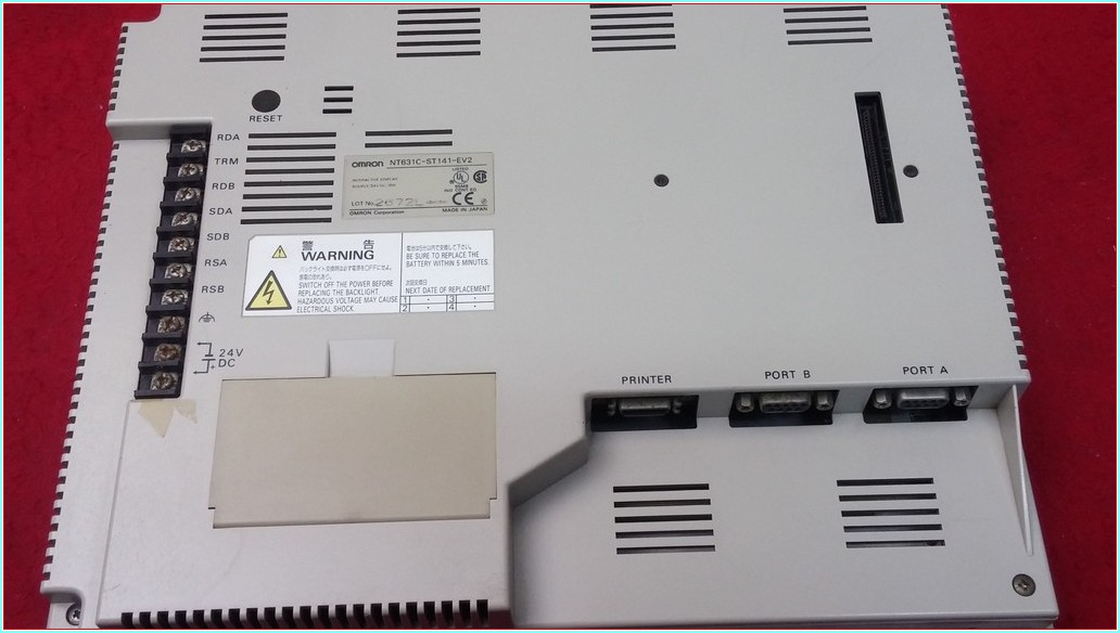 OMRON NT631C-ST141-EV2 NT631 DOKUNMATİK OPARATÖR PANEL 
