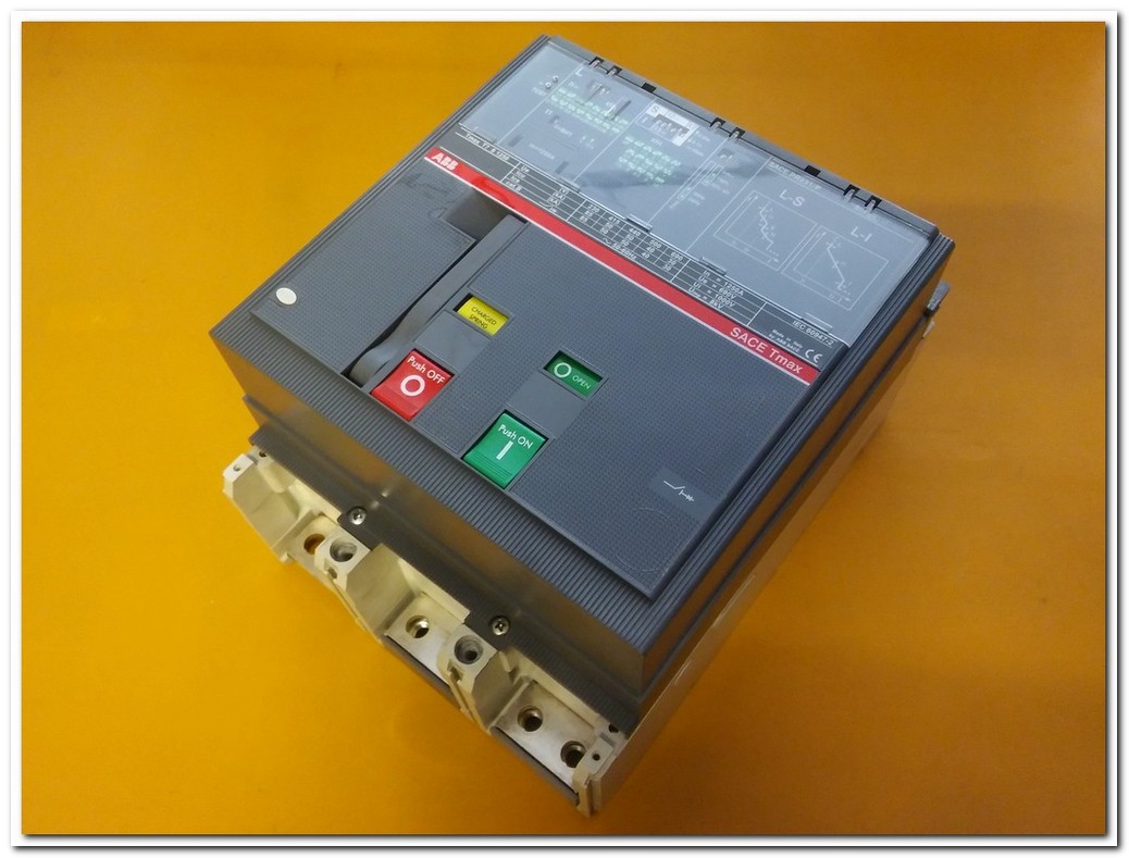 ABB T7 S 1250 1250A 1SDA062882R1 T7S 1250M TMŞ SACE TMAX 1250 AMPER T7 S 1250 DEVRE KESİCİ