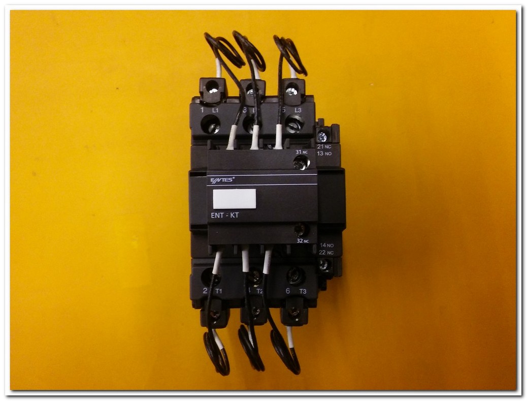 ENTES ENT-KT-33-C12 M7 SIFIR KUTULU CAPACITOR DUTY CONTACTOR KONDANSATÖR GÖREV KONTAKTÖRÜ