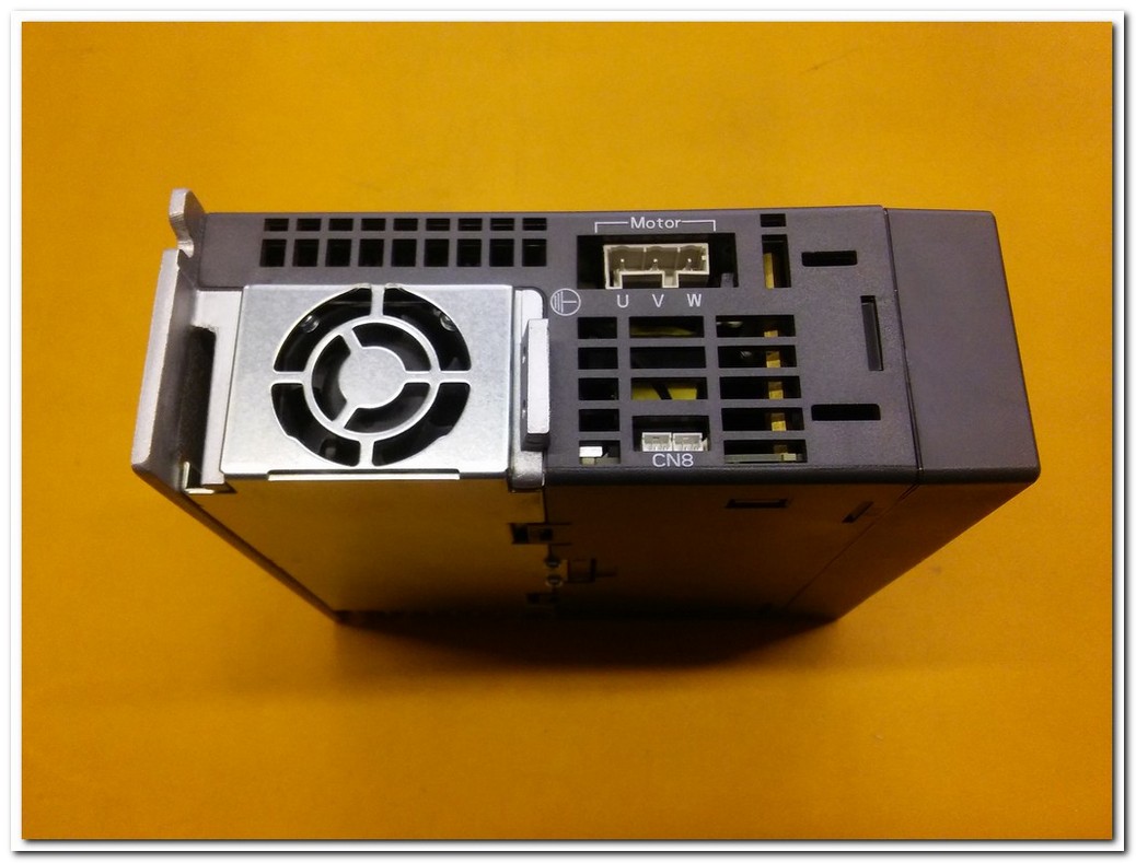 DELTA  ASD-A2-0721-M 750W SERVO SÜRÜCÜ ASDA-A2 750 W SERVO SÜRÜCÜ
