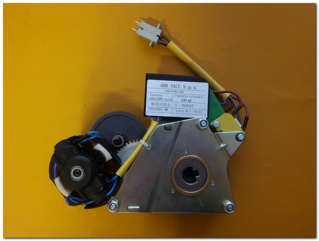 ABB SACE SPA 1SDA038324R1 T7M-X1