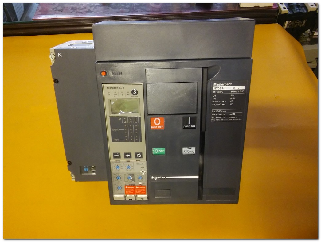 SCHNEİDER NT08 H1 NT08H1 MİCROLOGİC 6.0E 800A 4 KUTUPLU MASTERPACT