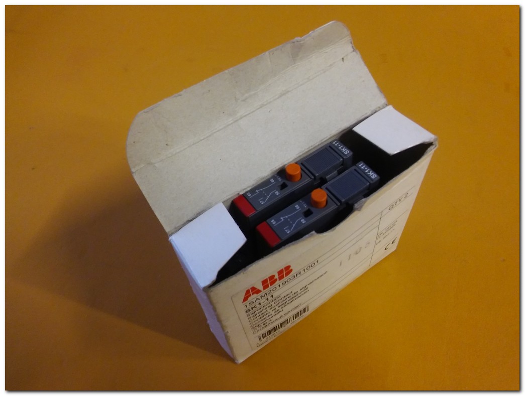 ABB SK1-11 SIFIR KUTULU SİGNALLİNG CONTACT 1SAM201903R1001 SİNYAL KONTAĞI