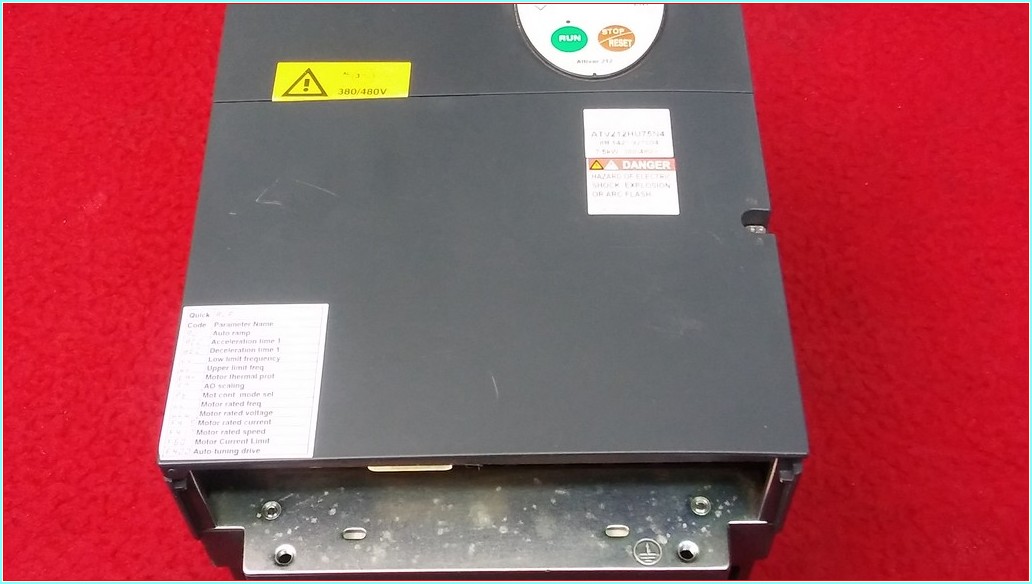 SCHNEİDER ATV212HU75N4 7,5KW HVAC SÜRÜCÜ