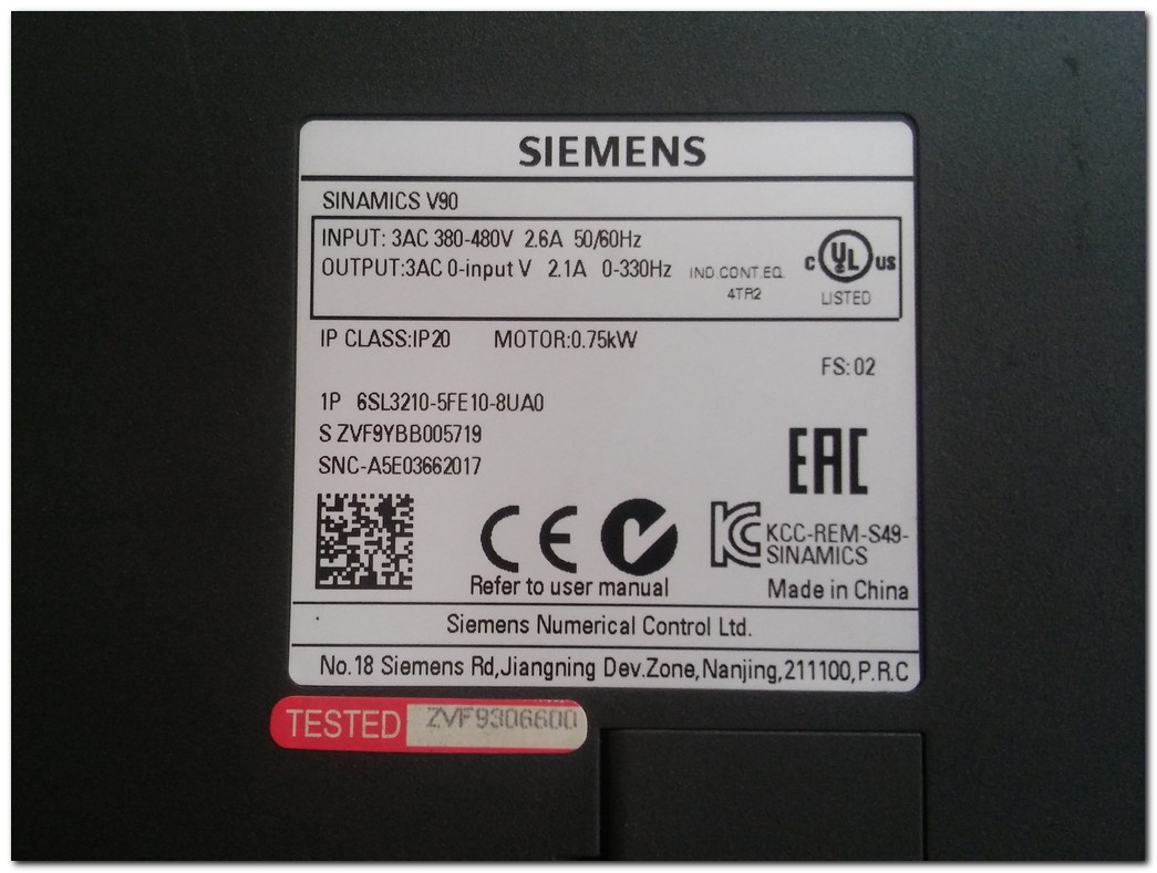 SIEMENS 6SL3210-5FE10-8UA0 0,75KW SERVO SÜRÜCÜ VE SIEMENS 1FL6044-1AF61-0AA1 0,75KW SERVO MOTOR TAKIM
