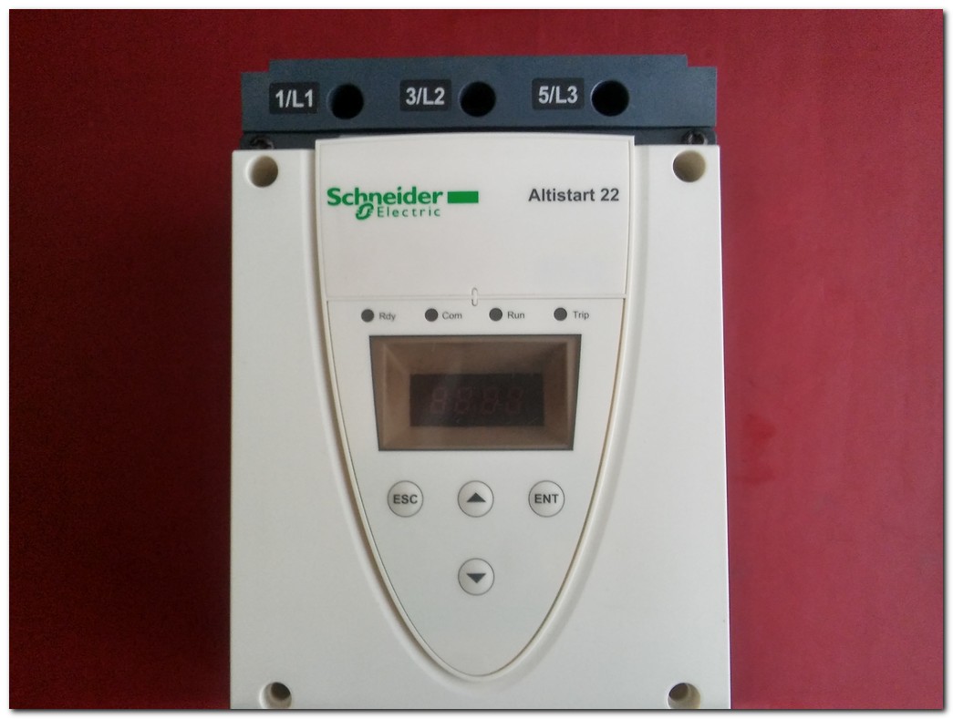 SCHNEİDER ATS22D62Q 30KW SÜRÜCÜ ATS22 30KW ALTİSTART 22 30 KW INVERTER