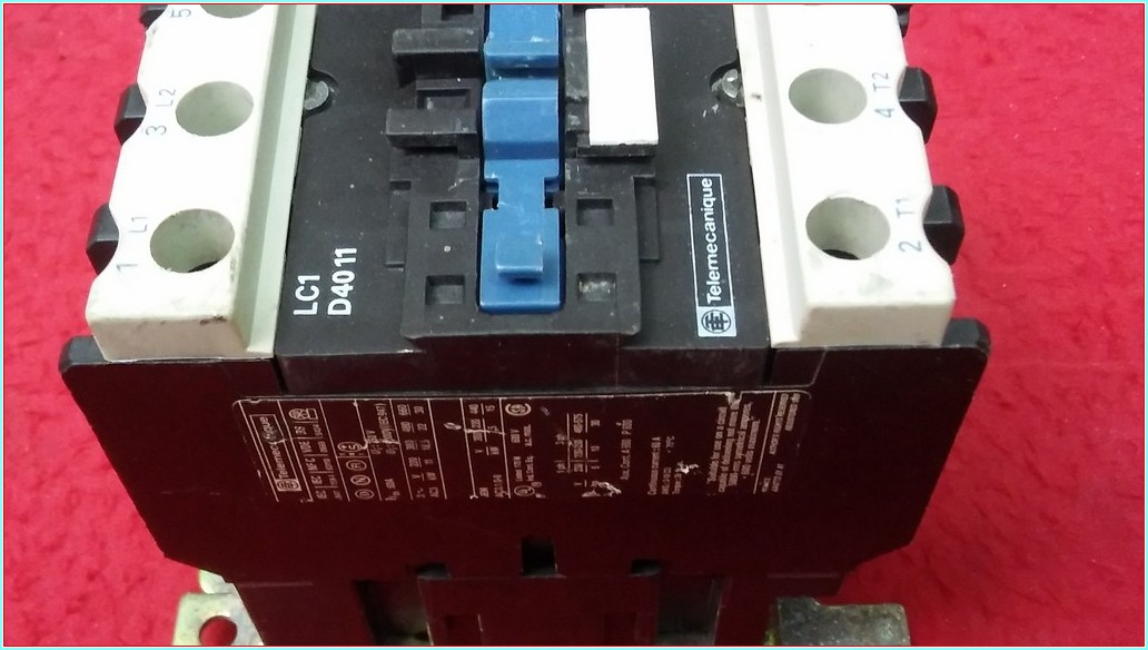 TELEMECANİQUE LC1D40M5 LC1D40 LC1 D40 11 18,5KW 60A KONTAKTÖR