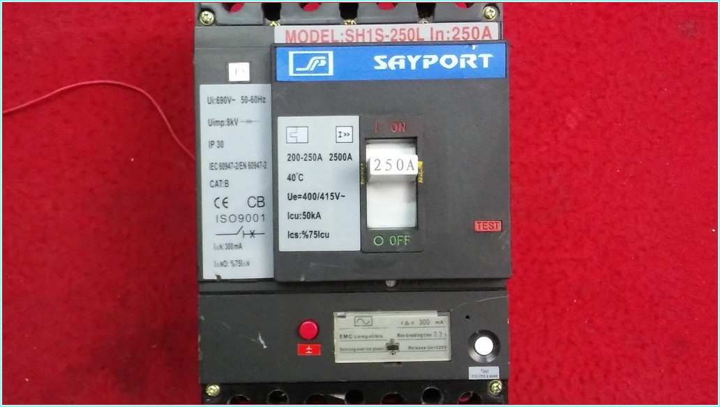 SAYPORT SH1S-250L 250A 4 KUTUPLU AÇTIRMA BOBİNLİ TMŞ