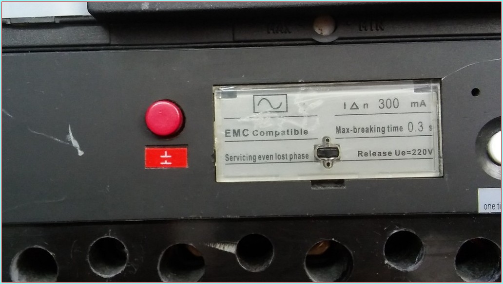 SAYPORT SH1S-250L 250A 4 KUTUPLU AÇTIRMA BOBİNLİ TMŞ