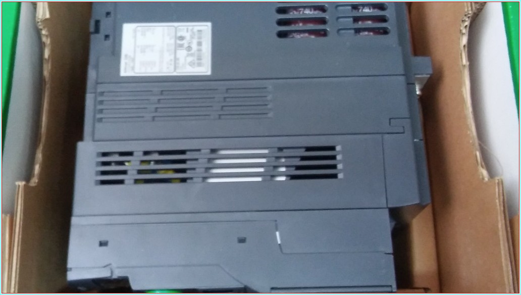 SCHNEİDER ATV320U75N4B ALTİVAR 320 7,5KW SIFIR KUTULU SÜRÜCÜ