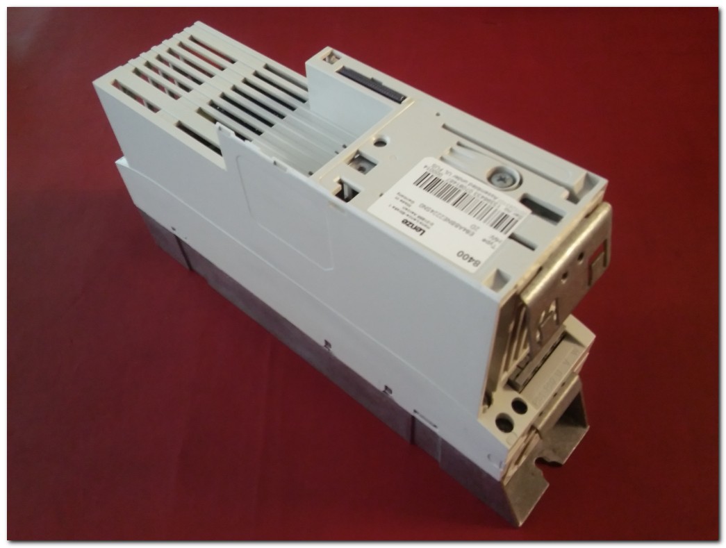 LENZE E84ABBNE2224SN0 VE LENZE E84AVTCE2224SX0 E84ABCTC0000SN0 8400 CONTROL UNIT -  2,2KW SÜRÜCÜ VE MODÜL TAKIM