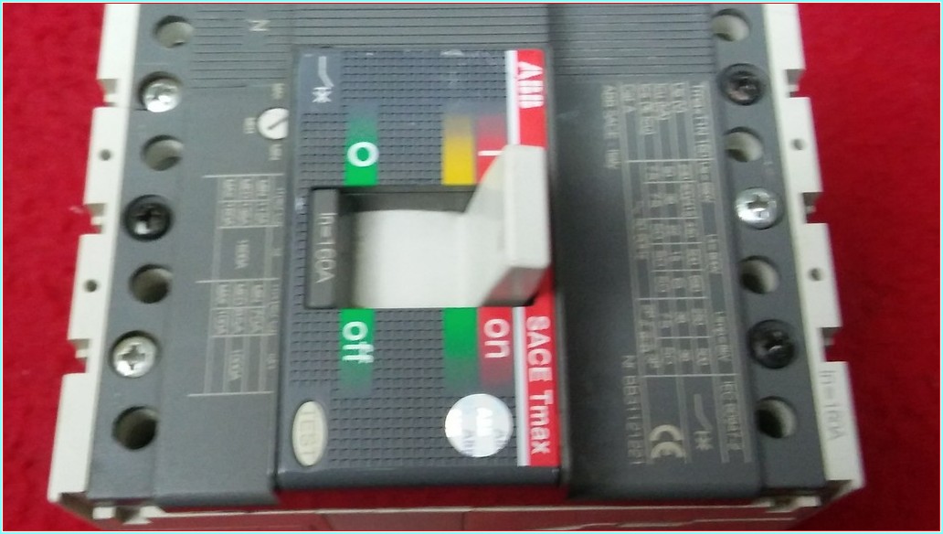 ABB TMAX T1N 160 160A 4 KUTUPLU TMŞ