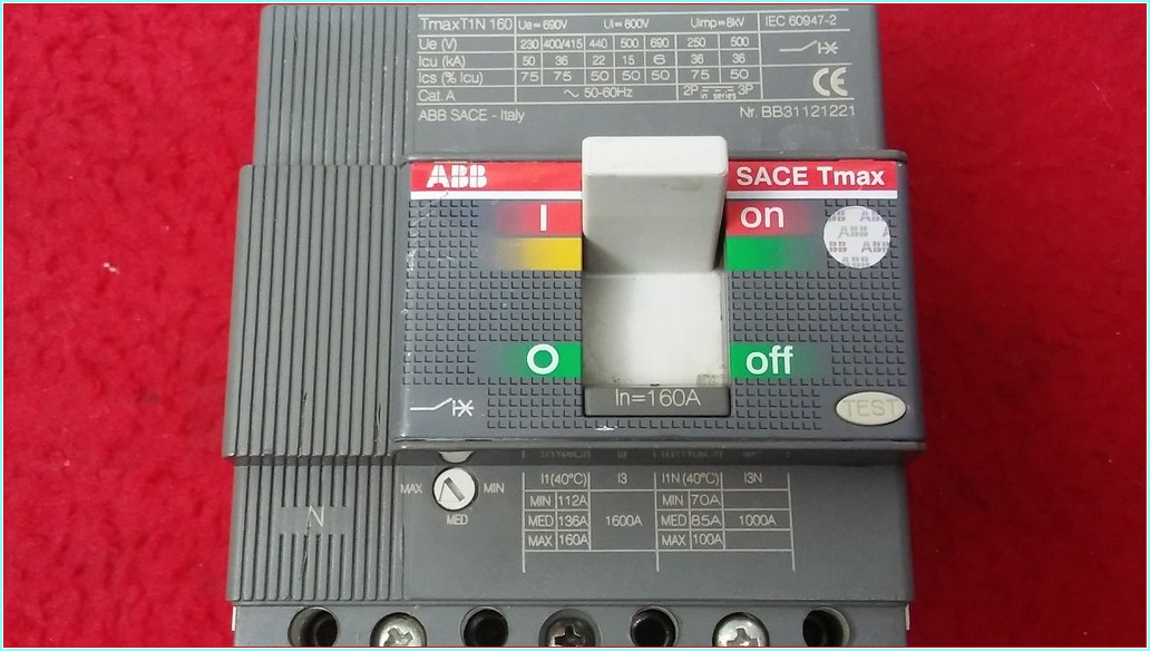 ABB TMAX T1N 160 160A 4 KUTUPLU TMŞ