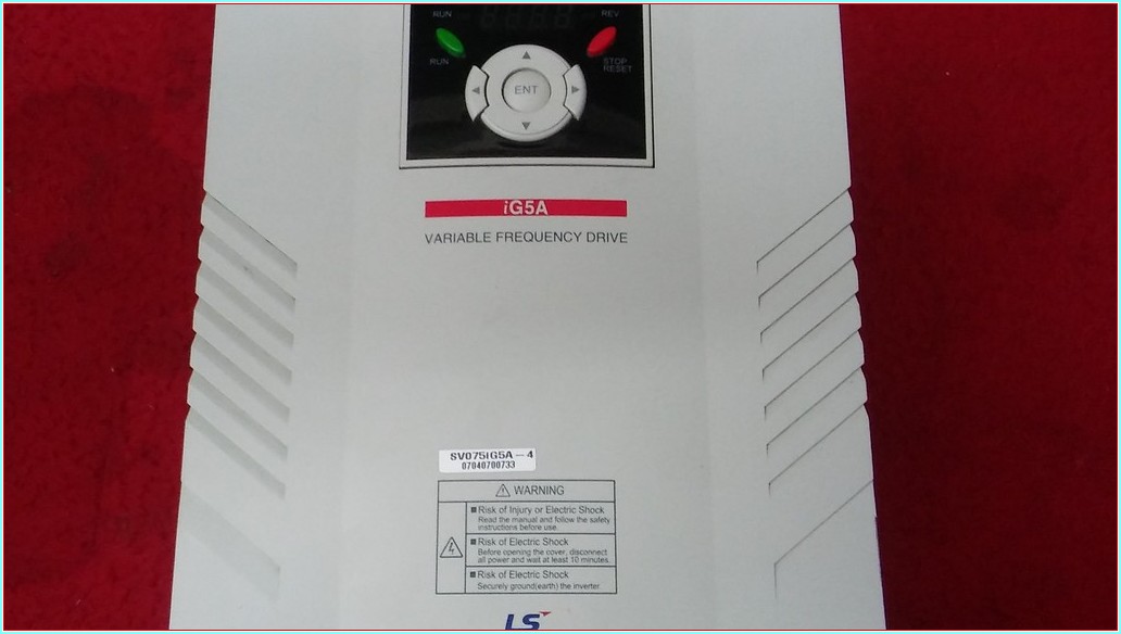 LS SV075İG5A-4 SV055İG5A-4 12,2KVA (7,5KW) İG5A 7,5KW SÜRÜCÜ