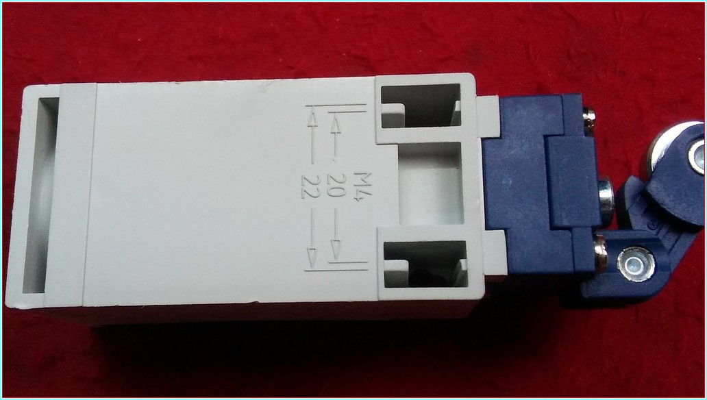 EMAS L5K13MİM311R LIMIT SWITCH SIFIR KUTULU ŞERİT KOPMA KONTAĞI