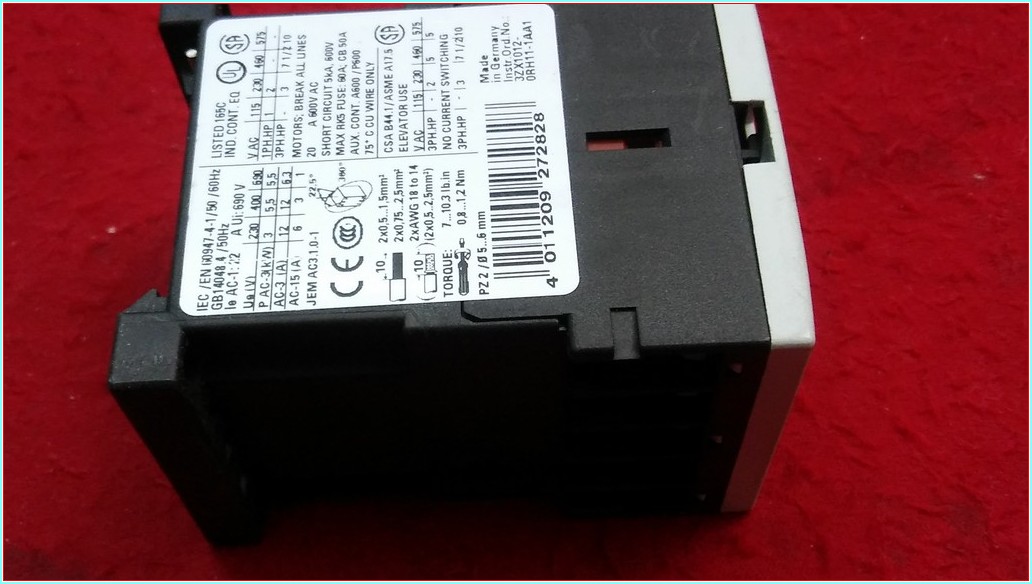 SIEMENS 3RH1140-1AF00 5,5KW 110V SIFIR KUTULU KONTAKTÖR