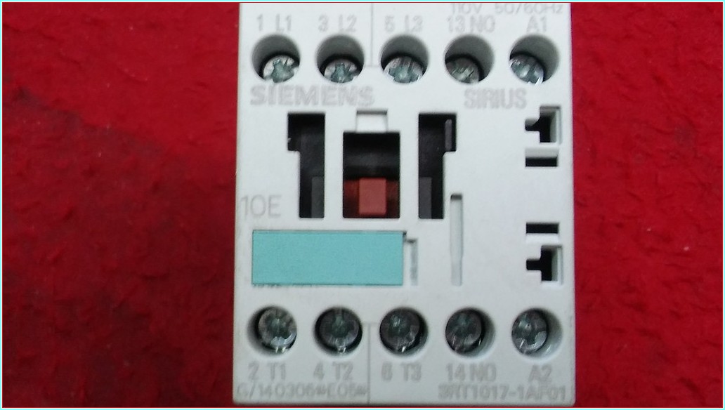 SIEMENS 3RH1140-1AF00 5,5KW 110V SIFIR KUTULU KONTAKTÖR