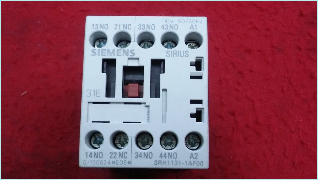 SIEMENS 3RH1131-1AF00 110V YARDIMCI KONTAK (RÖLE KONTAKTÖR)