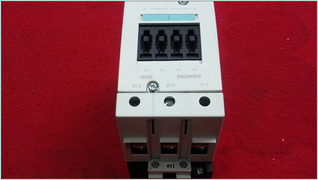 SIEMENS 3RT1045-1AP00