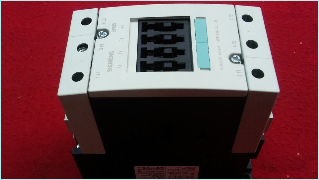 SIEMENS 3RT1045-1AP00