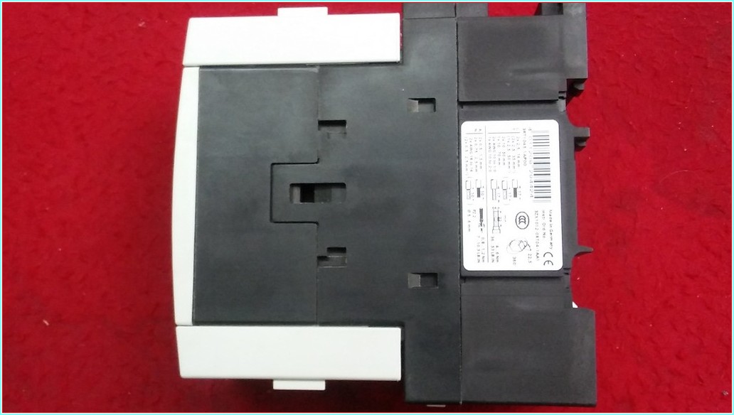 SIEMENS 3RT1045-1AP00