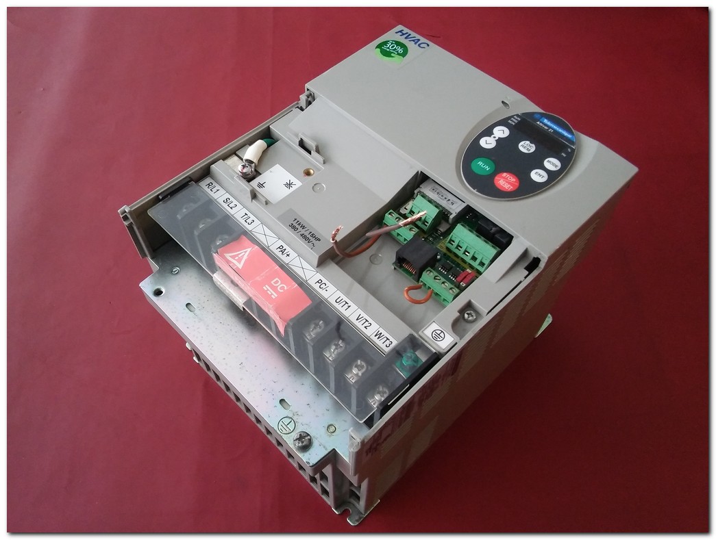 TELEMECANIQUE ATV21HD11N4 11KW HVAC SÜRÜCÜ ATV21 ALTİVAR 21 11 KW INVERTER DRIVER