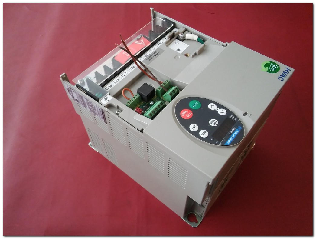 TELEMECANIQUE ATV21HD11N4 11KW HVAC SÜRÜCÜ ATV21 ALTİVAR 21 11 KW INVERTER DRIVER