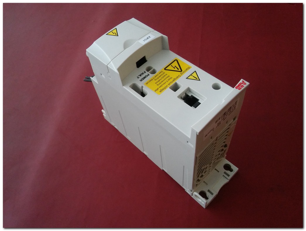 ABB ACS310-03E-02A1-4 0,55 KW SÜRÜCÜ ACS310 0,55KW INVERTER DRIVER