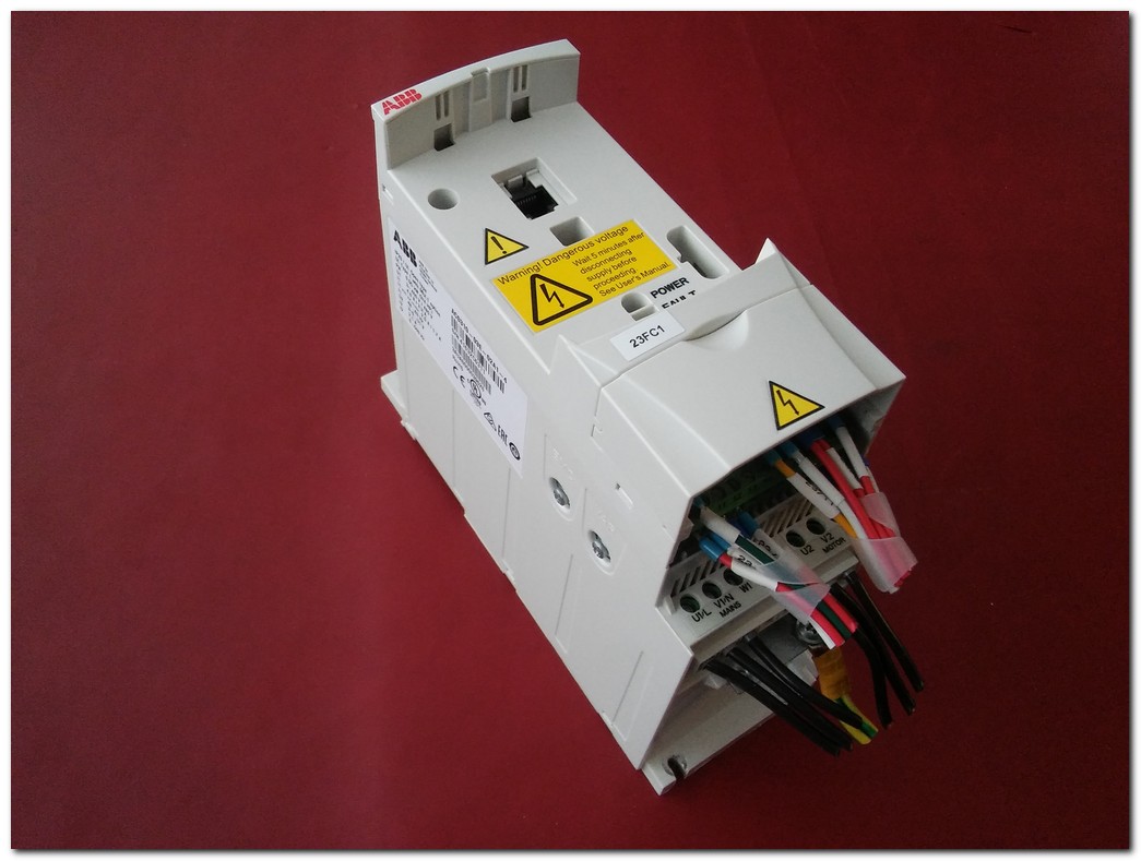 ABB ACS310-03E-02A1-4 0,55 KW SÜRÜCÜ ACS310 0,55KW INVERTER DRIVER