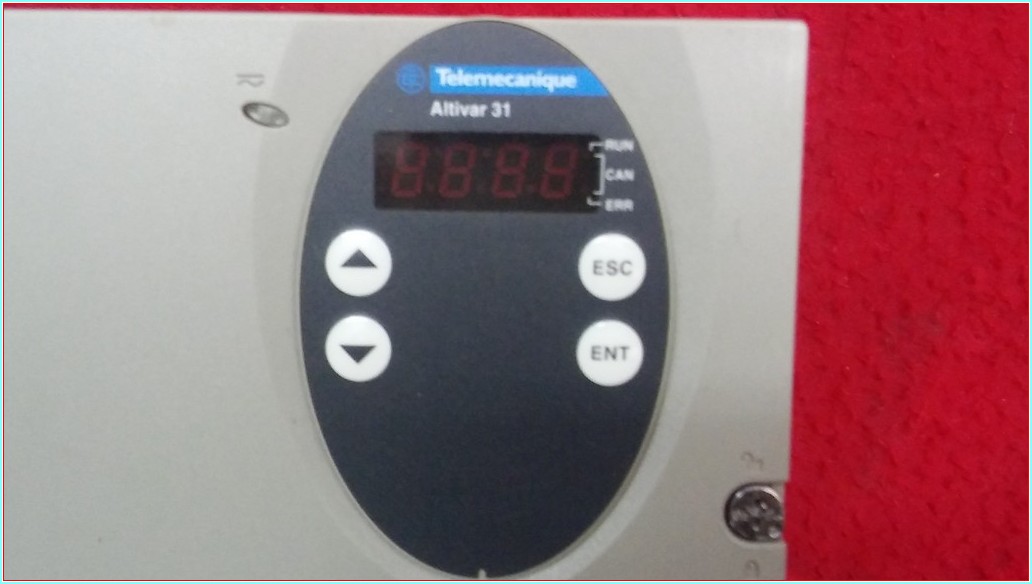 TELEMECANİQUE ATV31HU22N4 ATV31 KONTROL KARTI