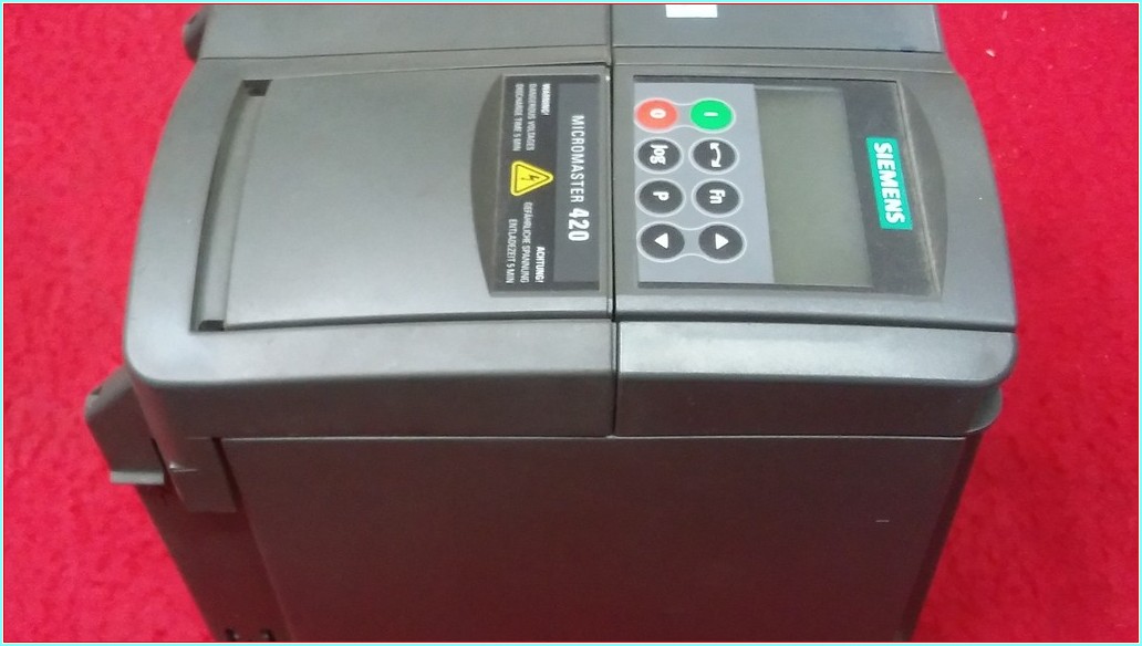 SIEMENS 6SE6420-2AB21-5BA1 1,5 KW 7,4A MICROMASTER 420 SÜRÜCÜ
