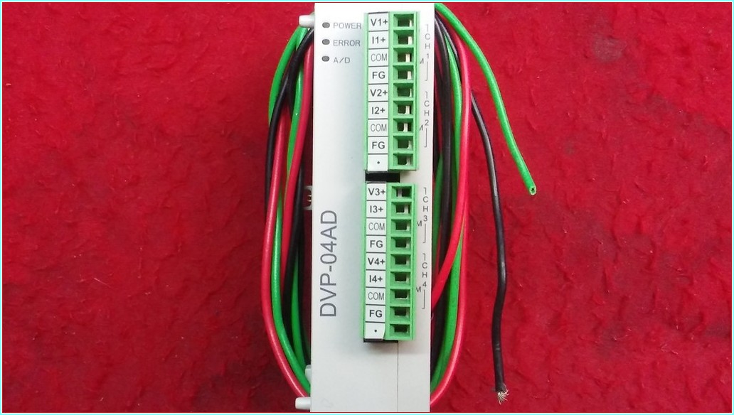 DELTA DVP-04AD DVP04AD-S PLC