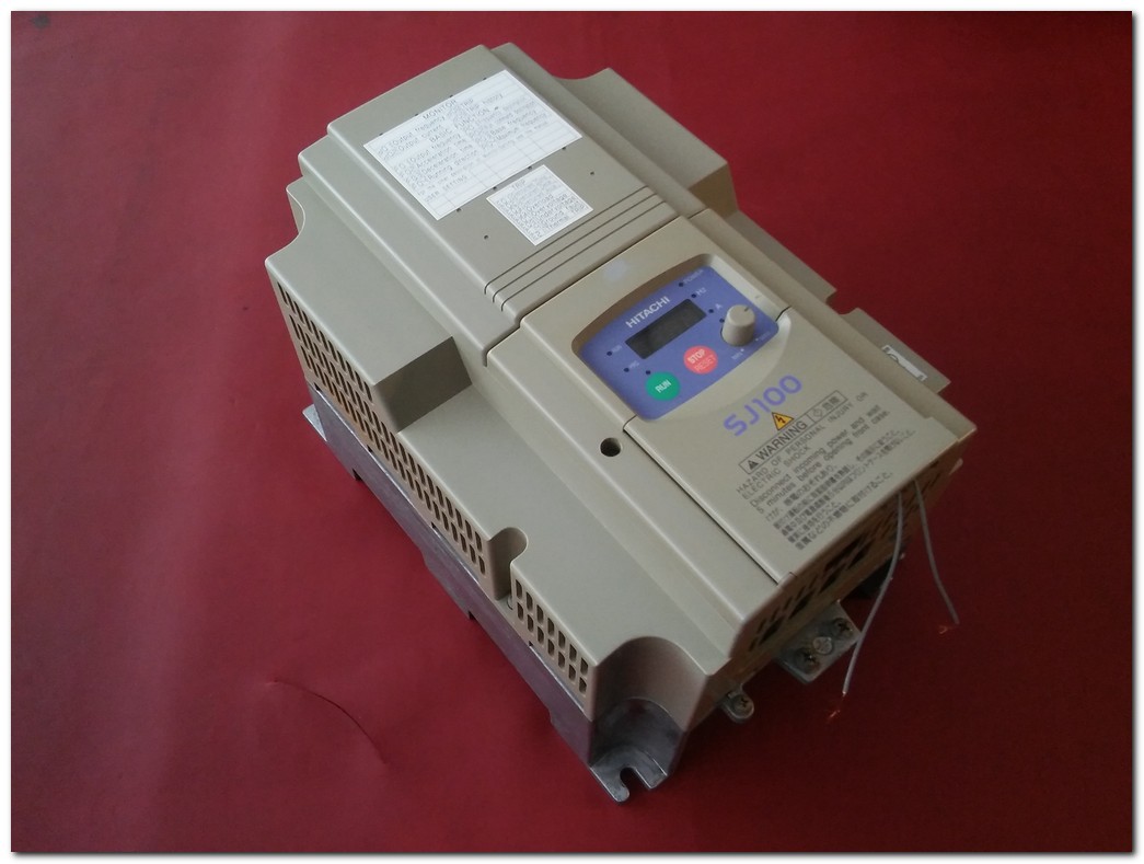HITACHI SJ100-055HFE 7,5 HP SÜRÜCÜ SJ100 5,5 KW INVERTER DRIVER